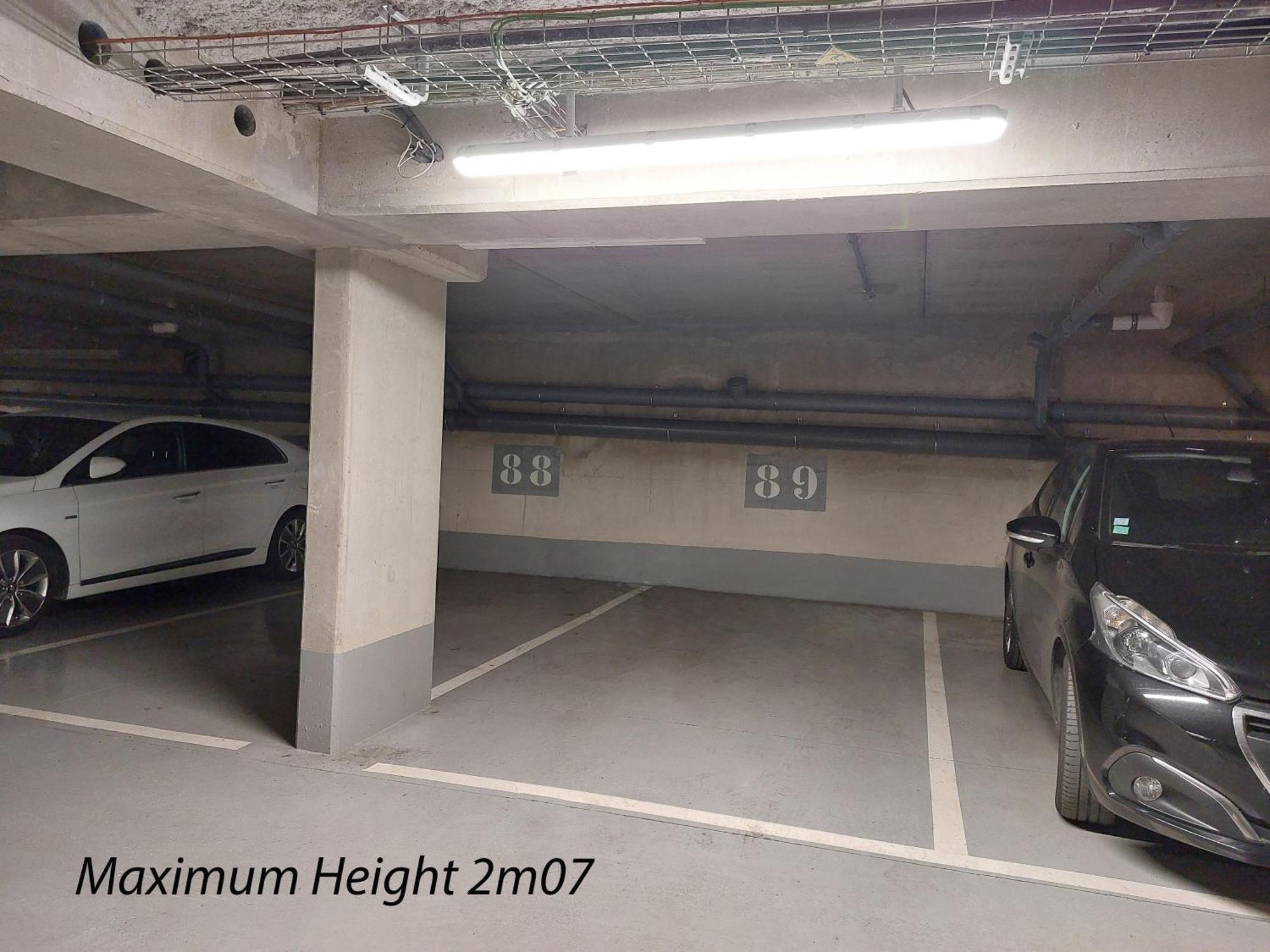 "Starry In So" 47M2, Lits Jumeaux, Parking Gratuit, Rue Calme Et Arboree, Metro 10 Min, Stade De France 24Min A Pied 圣旺 外观 照片